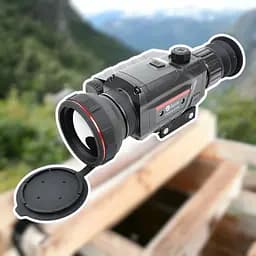 Тепловізійний монокуляр Guide TR650 50мм 640x480px (до 3300м) - мініатюра 10